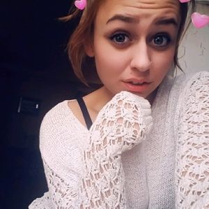 Meet your Posher, Michaela